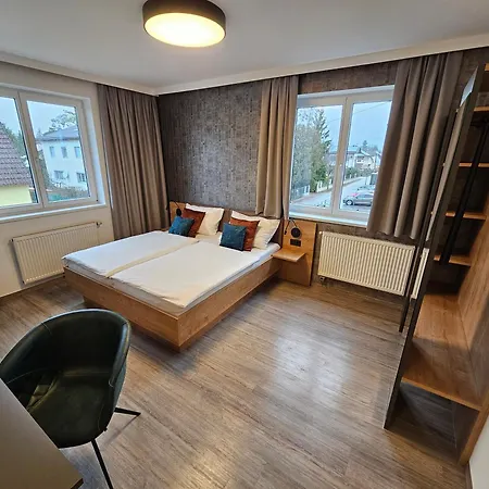 Szálloda Thalinger Hof 3*