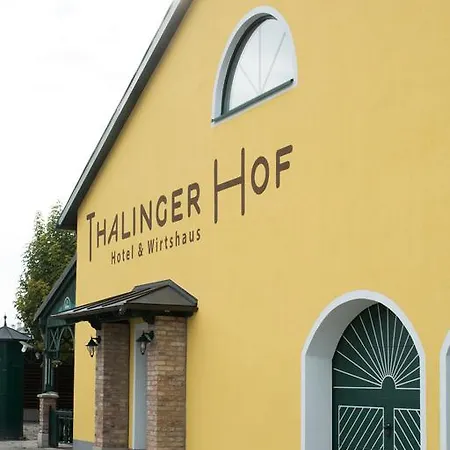 Отель Thalinger Hof Kronstorf