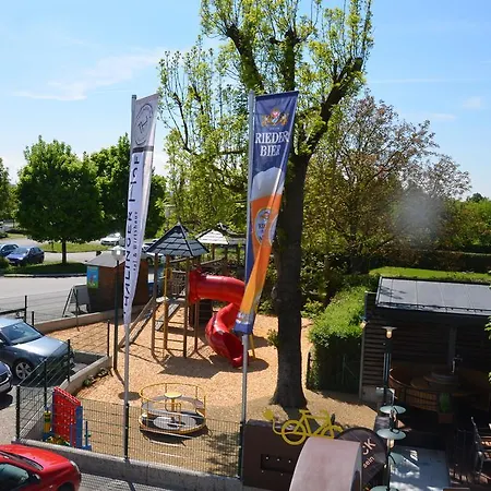 Thalinger Hof 酒店 Kronstorf