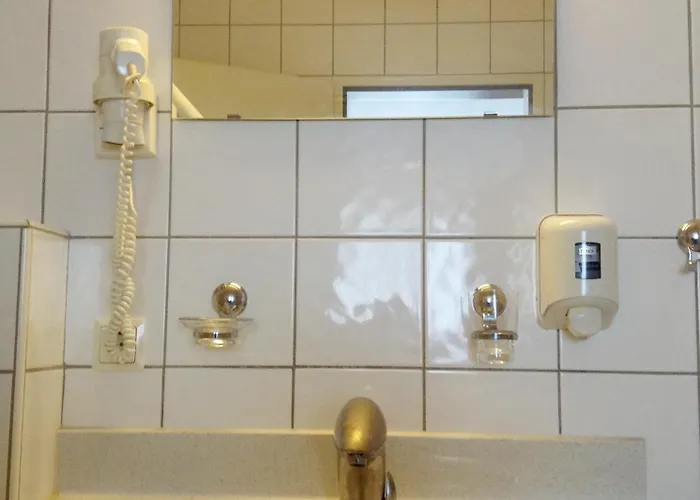 Hotel Thalinger Hof 3*