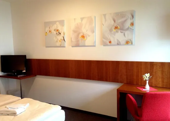 Hotel Thalinger Hof 3*